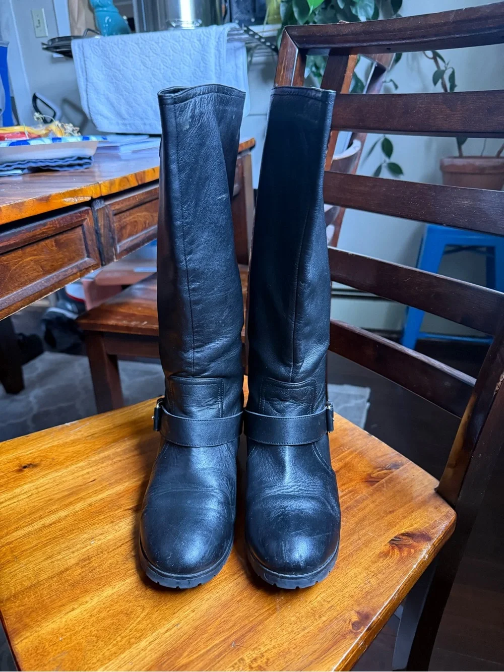Woman’s Black Leather Tall Riding Boots